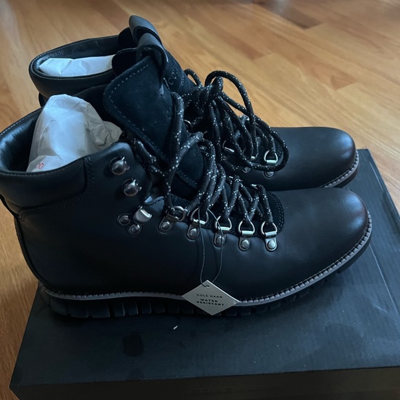 New Cole Haan Men's ZeroGrand Hiker Boot Black Leather Size 7.5 - Picture 1 of 6
